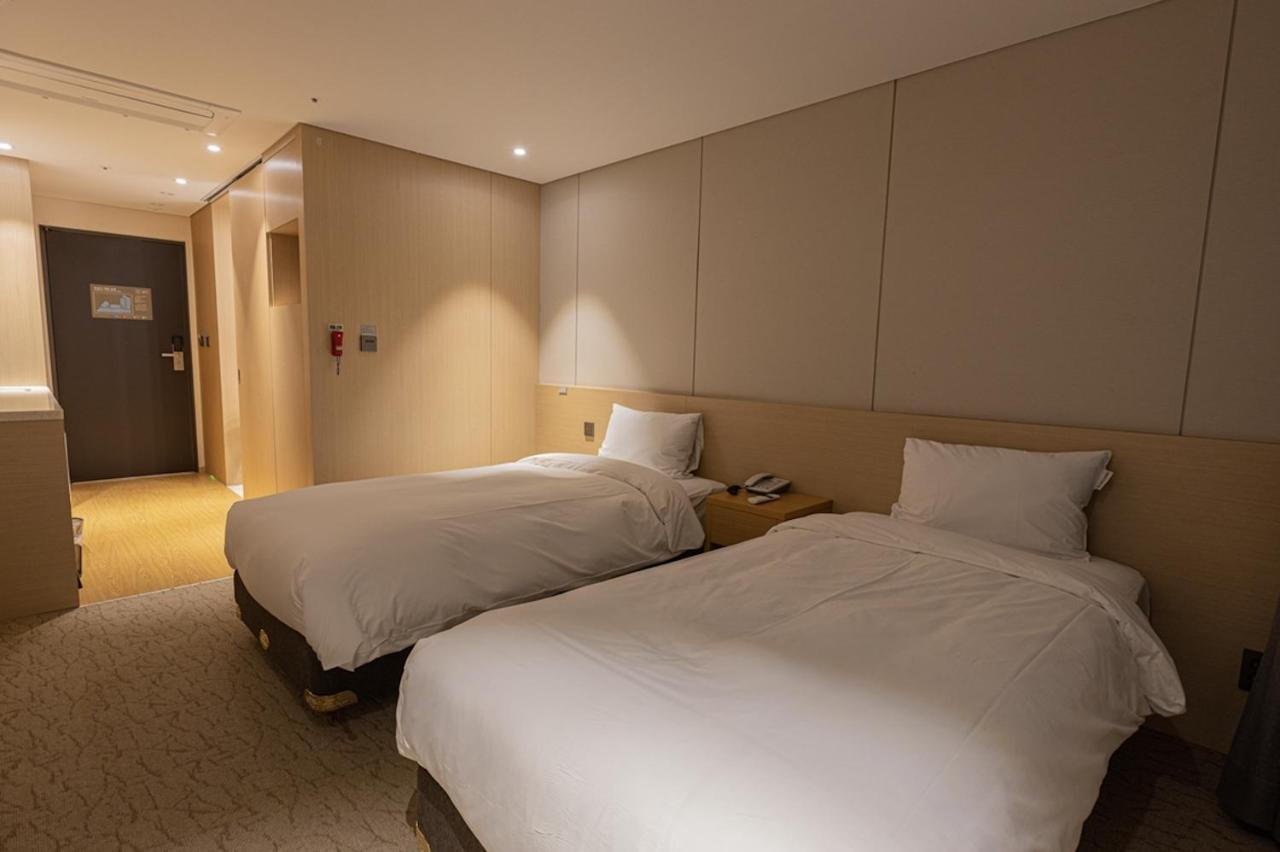 סאוגוויפו Hotel Zinc מראה חיצוני תמונה