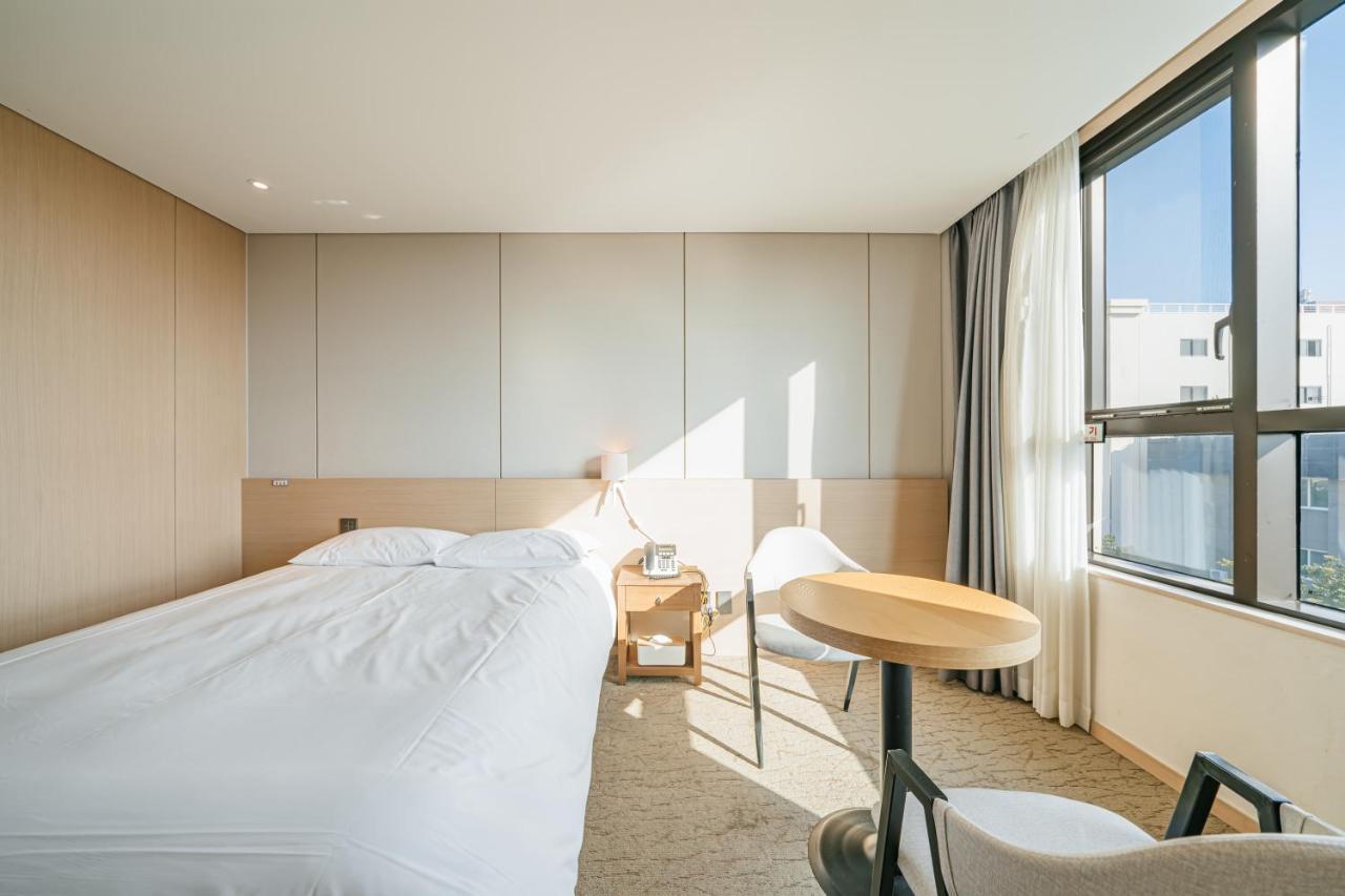 סאוגוויפו Hotel Zinc מראה חיצוני תמונה