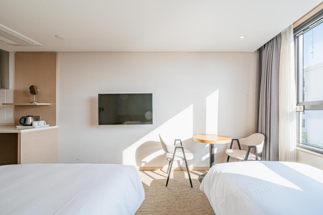 סאוגוויפו Hotel Zinc מראה חיצוני תמונה